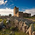Casa Familiar La Lunara