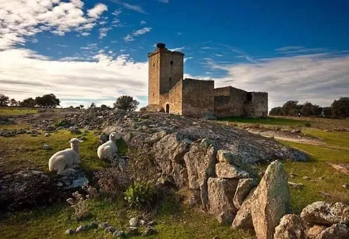 Casa Familiar La Lunara